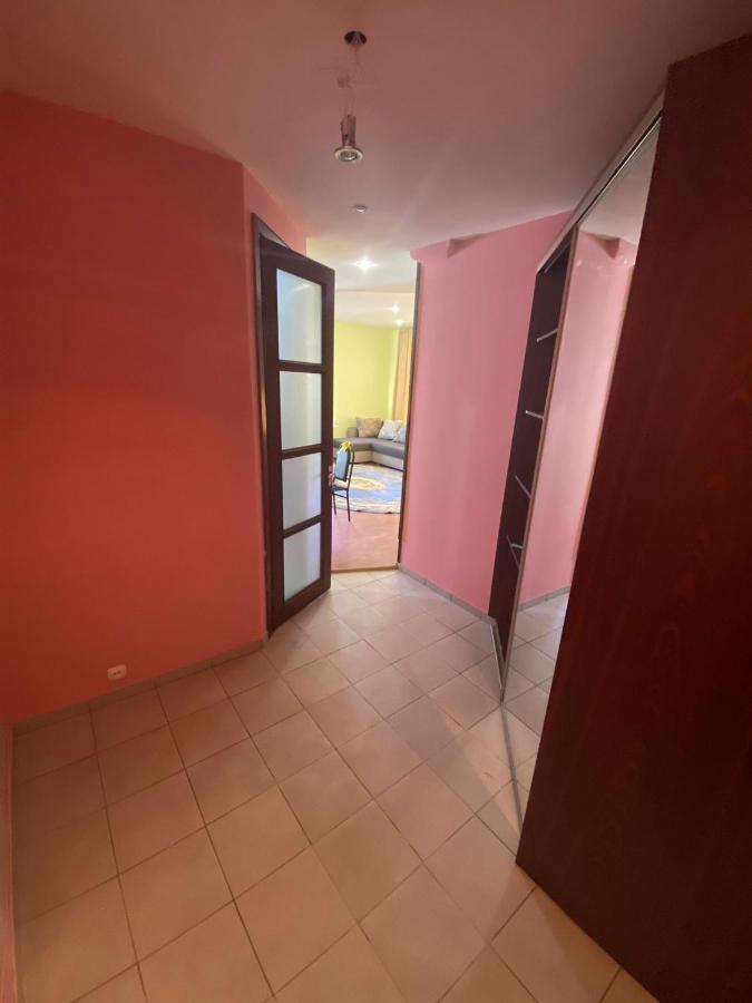 White New Apartments Ultracentral 2-Rooms In The Heart Кишинёв Экстерьер фото