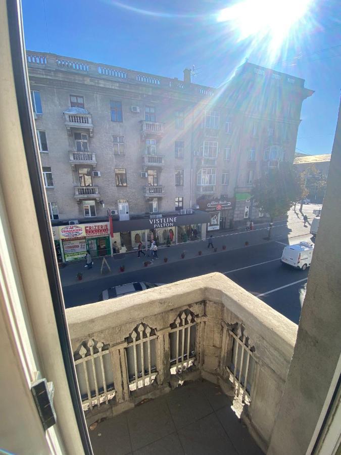 White New Apartments Ultracentral 2-Rooms In The Heart Кишинёв Экстерьер фото