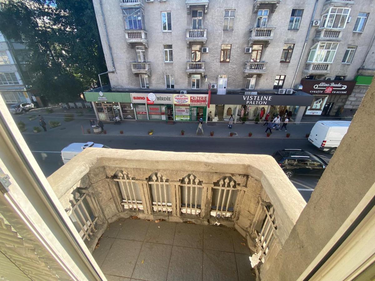 White New Apartments Ultracentral 2-Rooms In The Heart Кишинёв Экстерьер фото